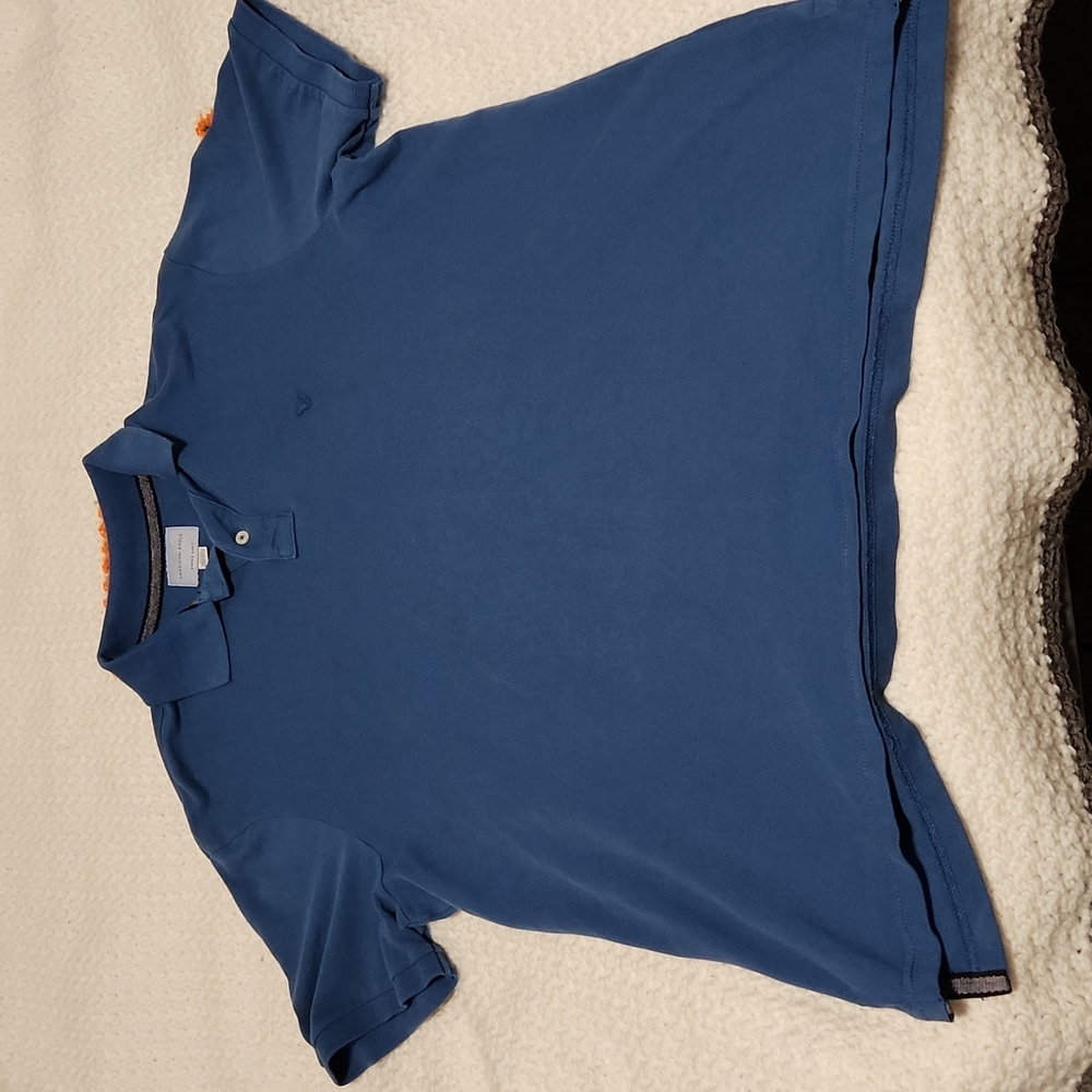 Blue American eagle shirt